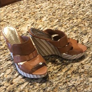 BCBG Girls wedges